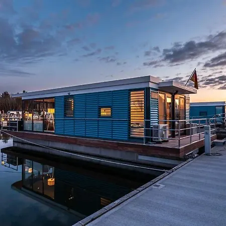 Hébergement de vacances Floatinghouses *
