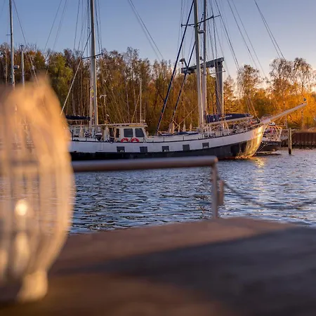 Floatinghouses Ferienhaus *
